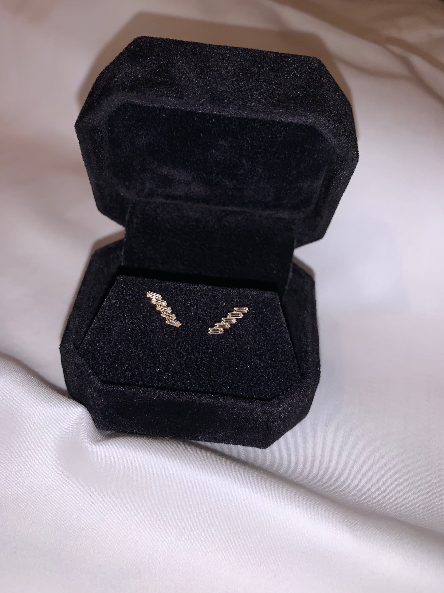DIAMOND EAR CLIMBERS