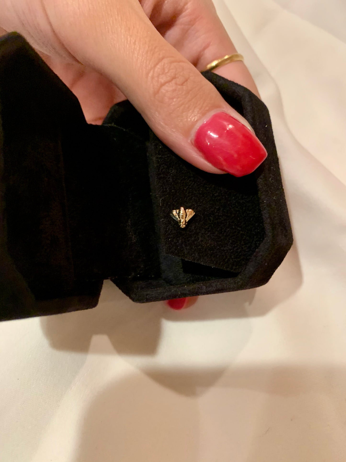 BEE EARRINGS