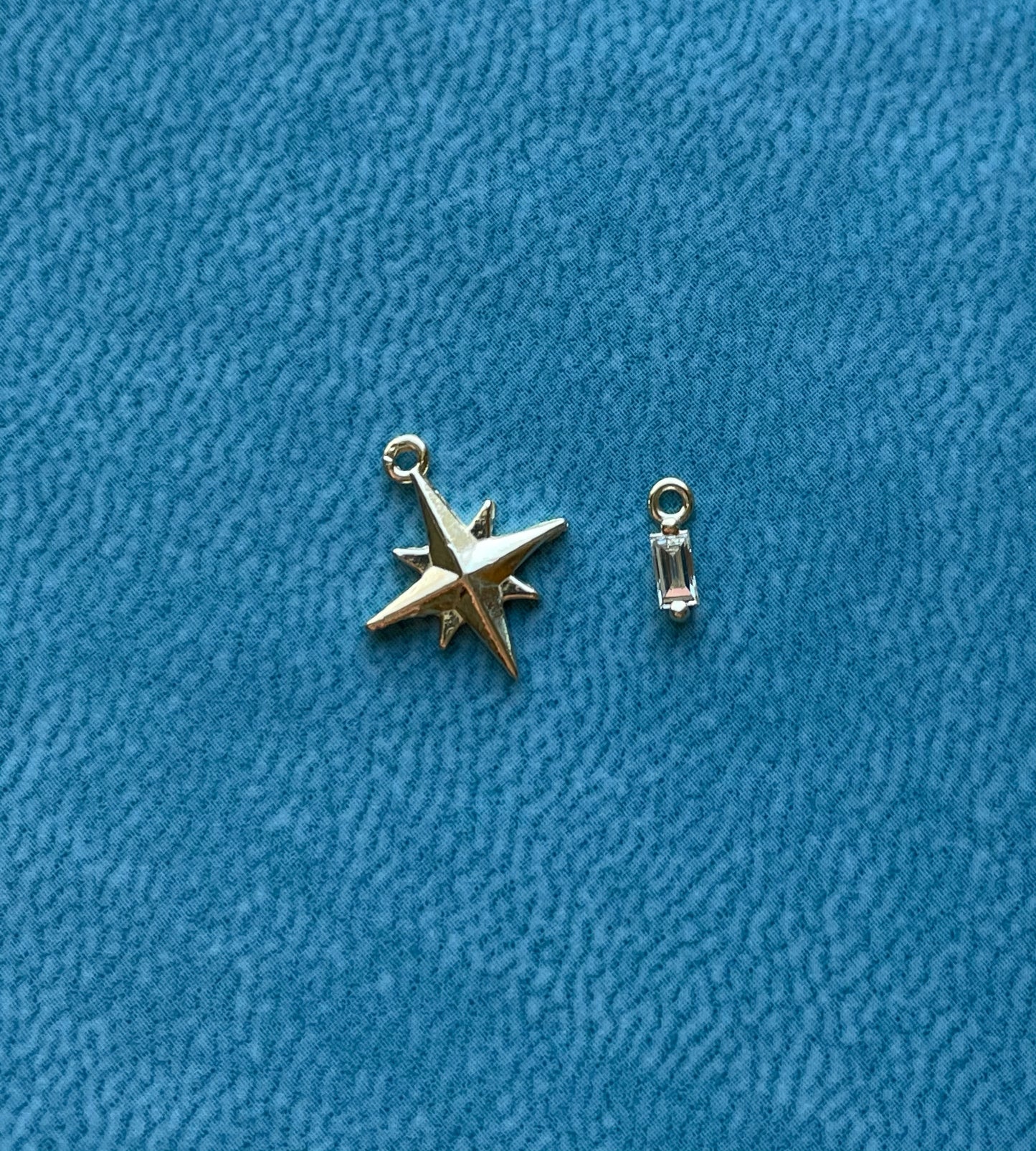 DIAMOND STRAIGHT BAGUETTE DANGLE
