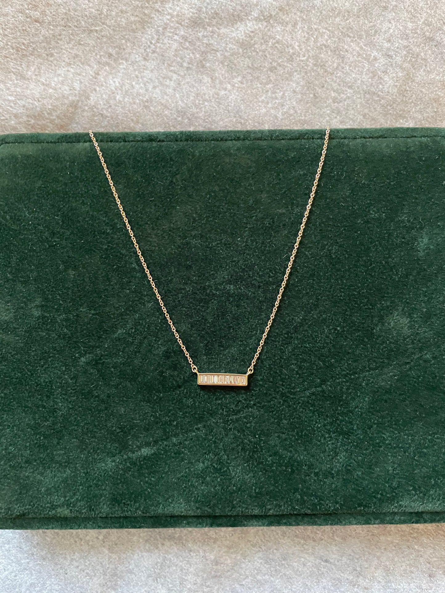 ¼ CTW DIAMOND BAGUETTE BAR NECKLACE