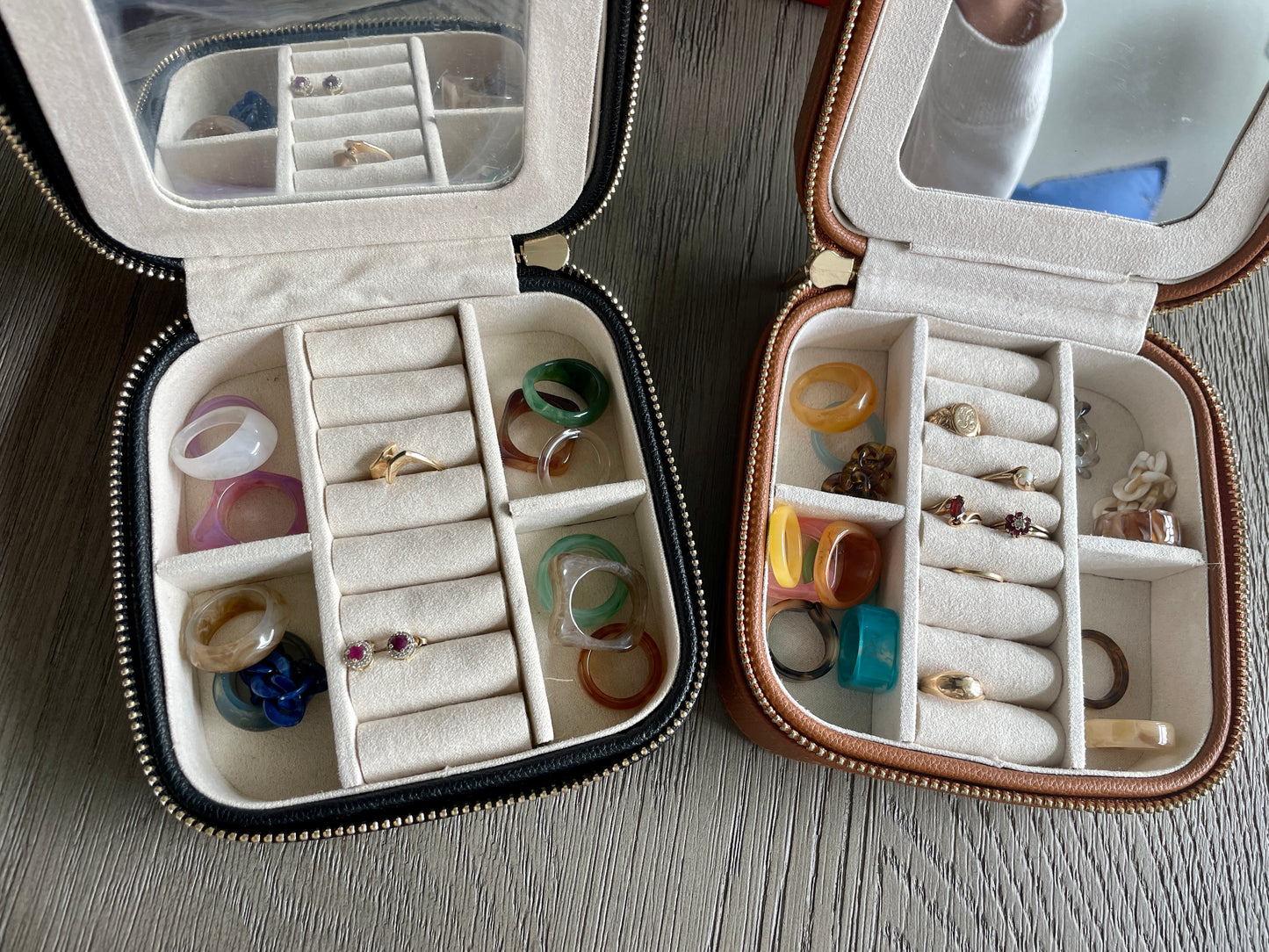 VEGAN LEATHER JEWELRY CASE WITH MIRROR