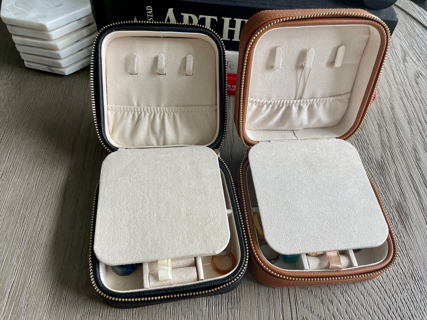 VEGAN LEATHER JEWELRY CASE WITH MIRROR