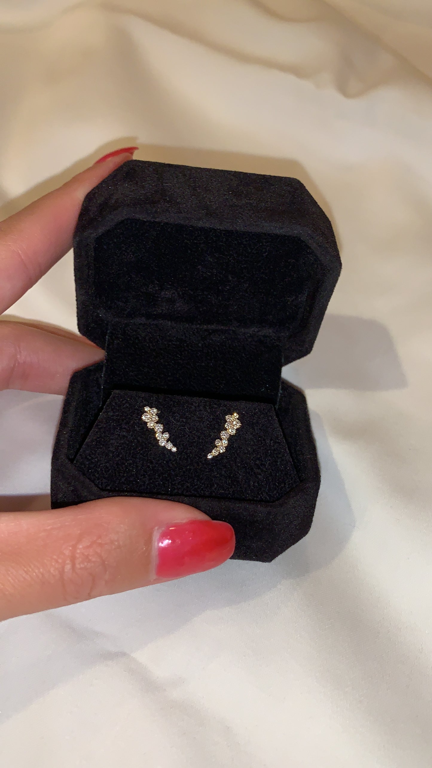 STAGGERED DIAMOND EAR CLIMBERS