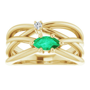 EMERALD AND DIAMOND MARQUISE RING